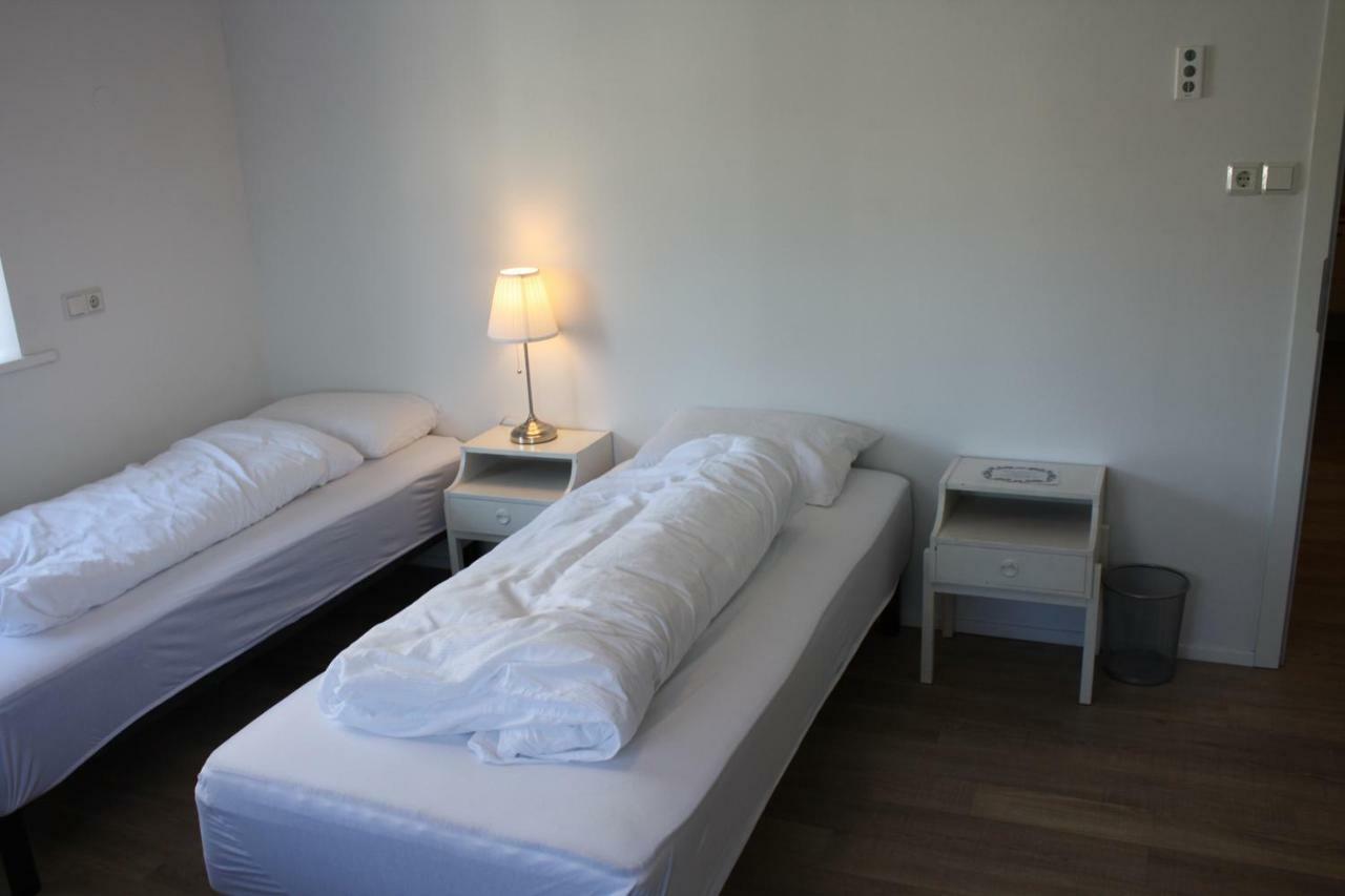 Brekkugata 33 Guesthouse 阿克雷里 外观 照片